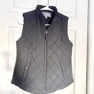 Laura Scott gray quilted vest (size S)